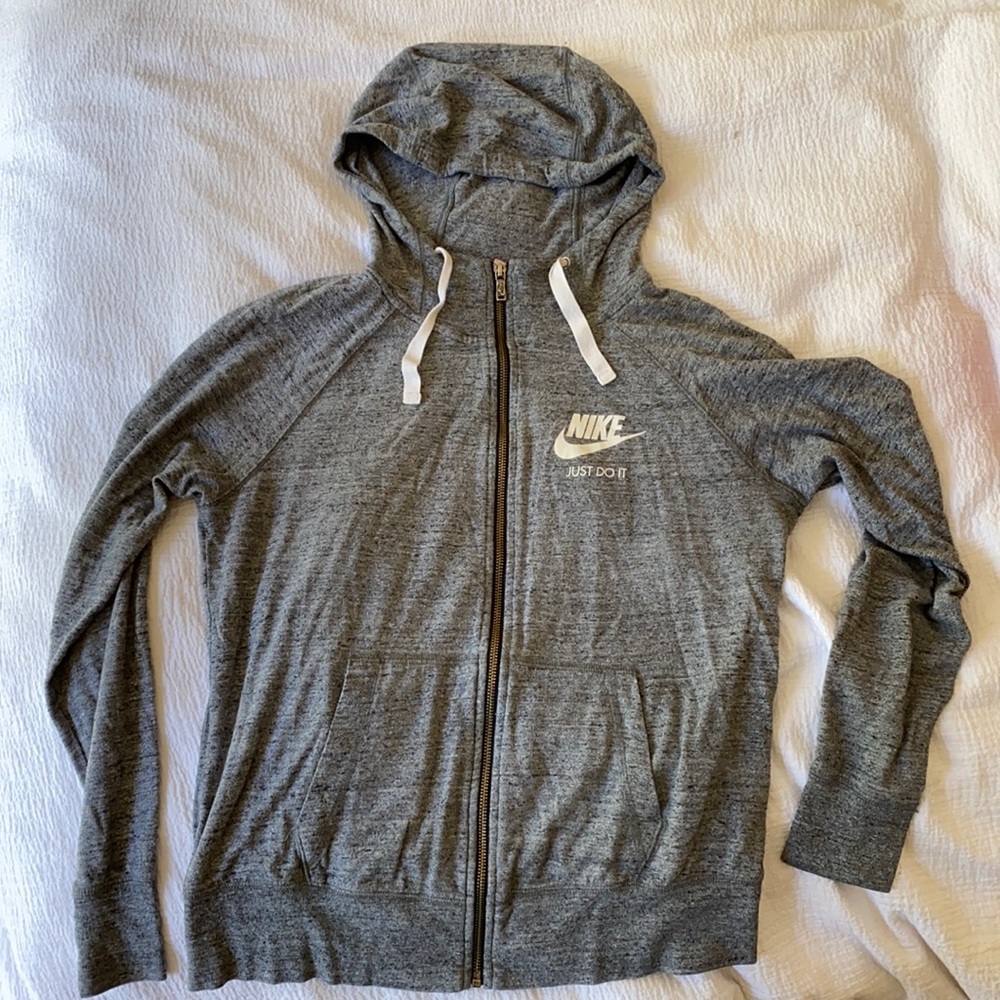 Lightweight Nike ZipUp